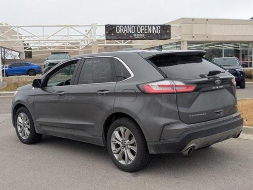 2023 Ford Edge Titanium