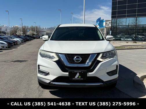 Glacier White 2017 Nissan Rogue S