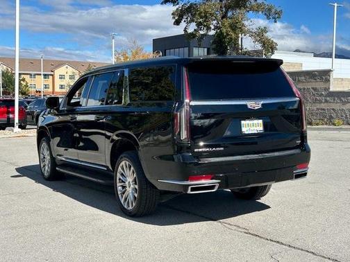2021 Cadillac Escalade ESV Premium Luxury