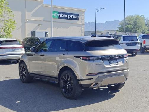 2022 Land Rover Range Rover Evoque R-Dynamic SE