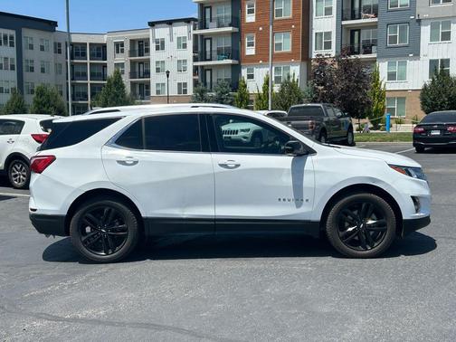 Summit White 2020 Chevrolet Equinox 2LT