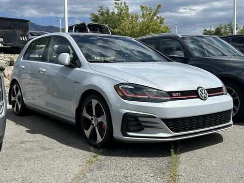 2019 Volkswagen Golf GTI 2.0T SE