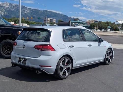 2019 Volkswagen Golf GTI 2.0T SE