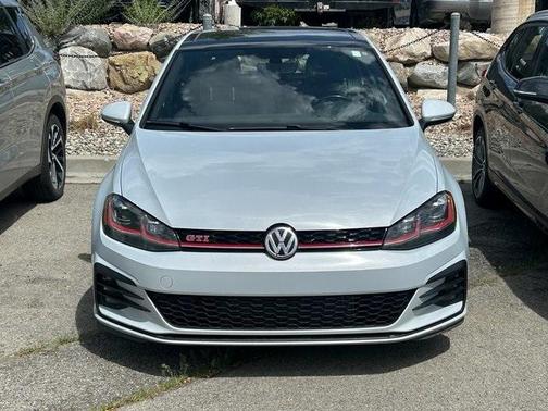 2019 Volkswagen Golf GTI 2.0T SE