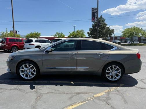 Pepperdust Metallic 2019 Chevrolet Impala Premier 2LZ