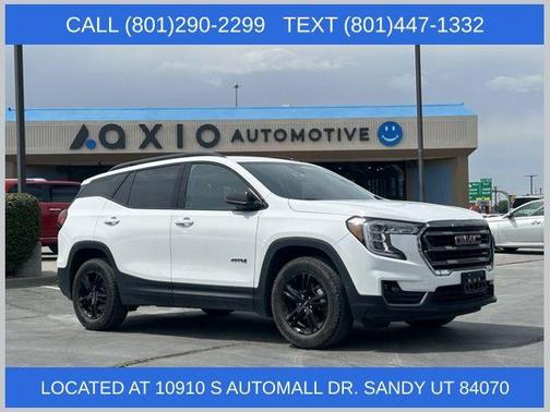 Summit White 2023 GMC Terrain AT4