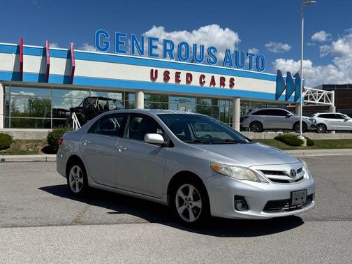 Classic Silver Metallic 2012 Toyota Corolla LE