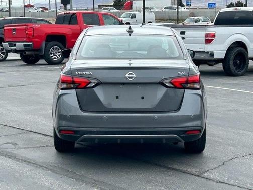 2021 Nissan Versa 1.6 SV