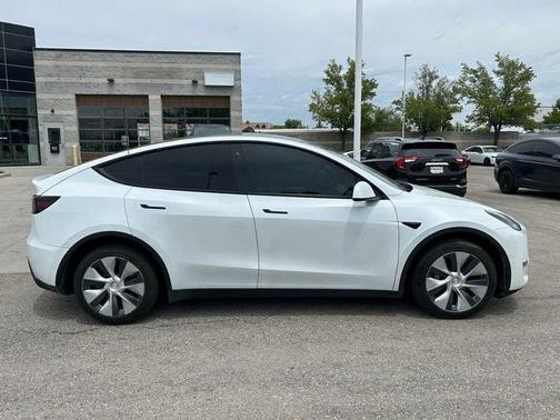 2020 Tesla Model Y Long Range
