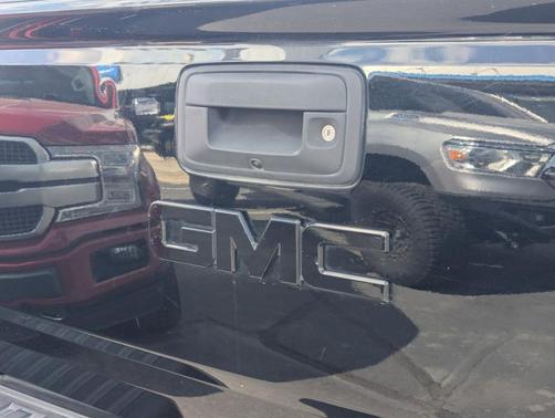 2017 GMC Canyon SLE