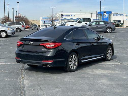 2017 Hyundai SONATA Sport