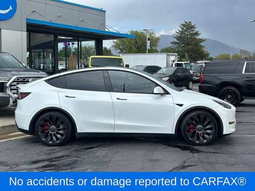 White 2022 Tesla Model Y Performance