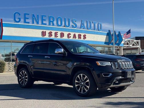Diamond Black 2017 Jeep Grand Cherokee Overland