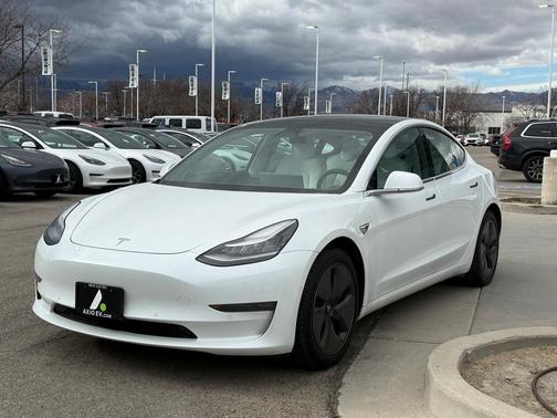 2020 Tesla Model 3 Long Range