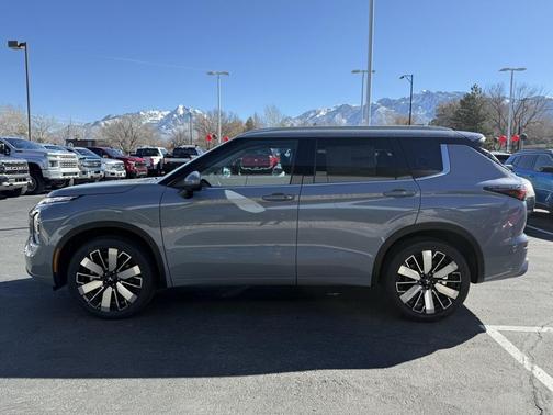 2026 Mitsubishi Outlander SEL