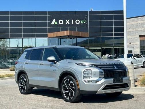 2023 Mitsubishi Outlander PHEV 