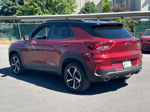 Crimson Metallic 2022 Chevrolet Trailblazer RS