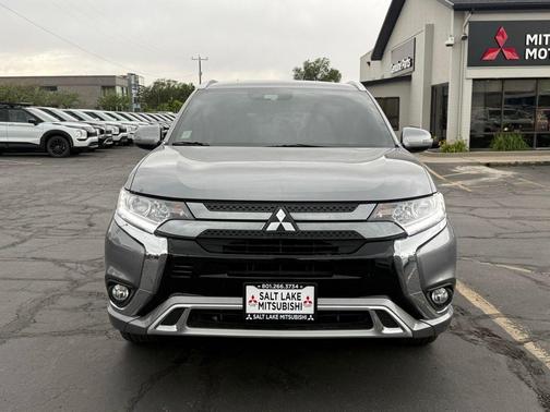 Silver 2022 Mitsubishi Outlander PHEV SEL