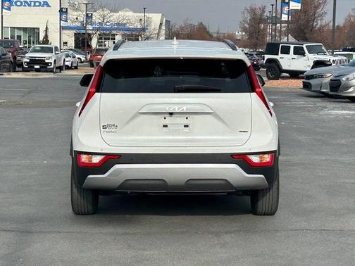 2024 Kia Niro Plug-In Hybrid EX