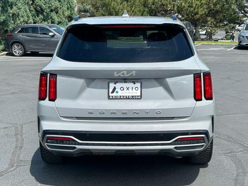 2022 Kia Sorento SX