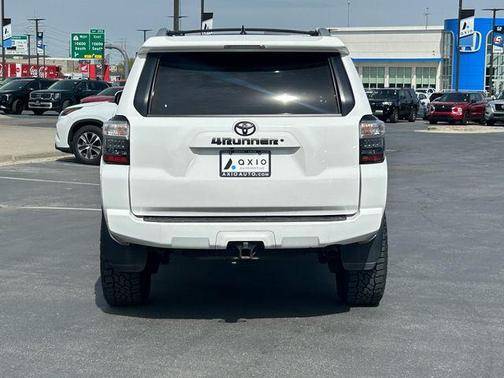White 2018 Toyota 4Runner SR5 Premium