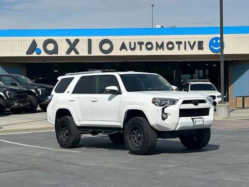 White 2018 Toyota 4Runner SR5 Premium