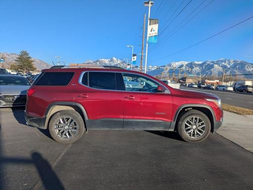 2017 GMC Acadia SLT-1
