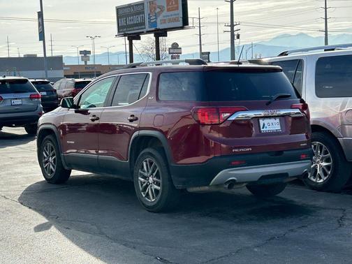 2017 GMC Acadia SLT-1
