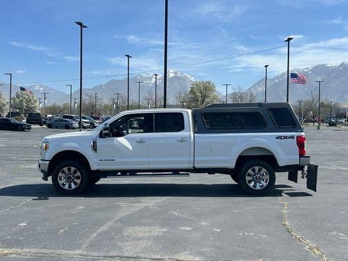 Oxford White 2017 Ford F-350 Lariat Super Duty