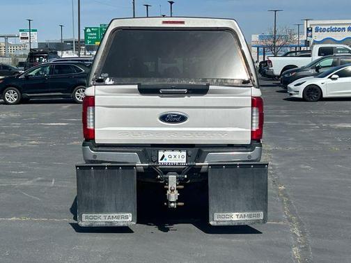 Oxford White 2017 Ford F-350 Lariat Super Duty