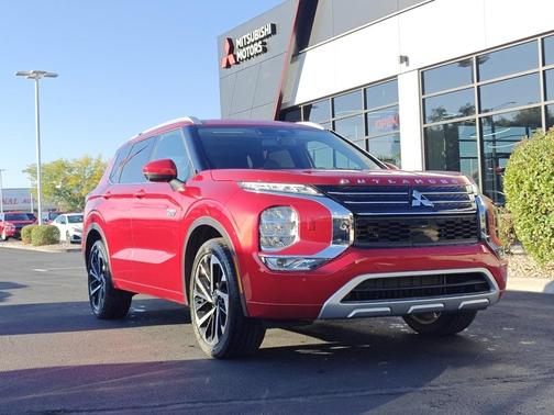 2025 Mitsubishi Outlander PHEV 