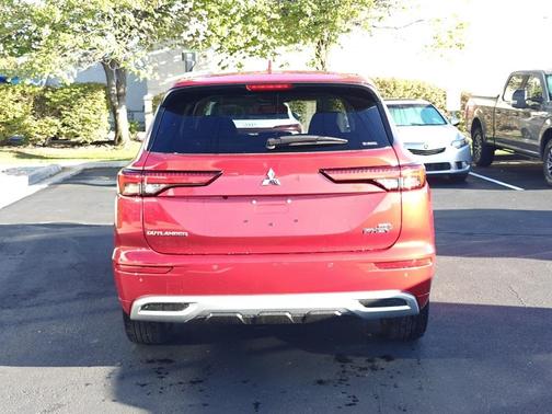 2025 Mitsubishi Outlander PHEV 