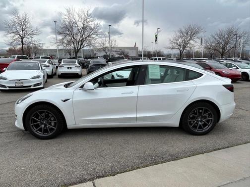 2020 Tesla Model 3 Standard Range Plus