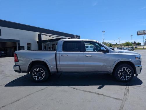 Billet Silver Metallic Clearcoat 2025 RAM 1500 Laramie