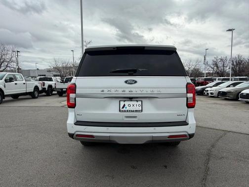 2024 Ford Expedition Max XLT