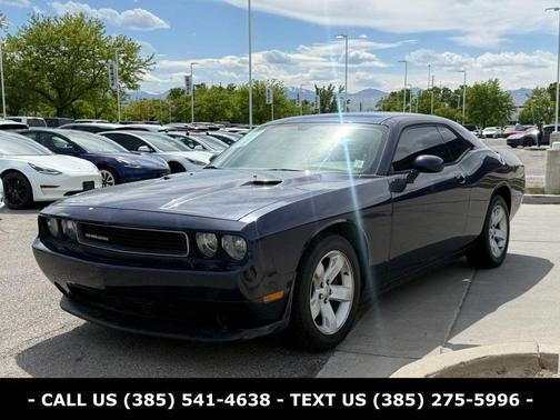 Jazz Blue Pearlcoat 2014 Dodge Challenger SXT
