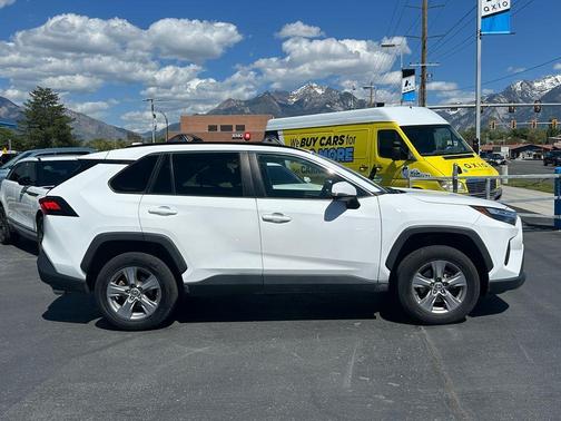 White 2022 Toyota RAV4 XLE