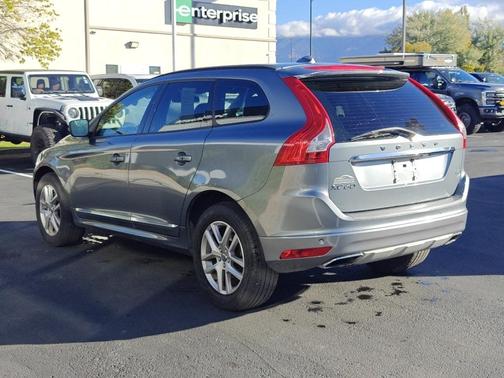 2017 Volvo XC60 T5
