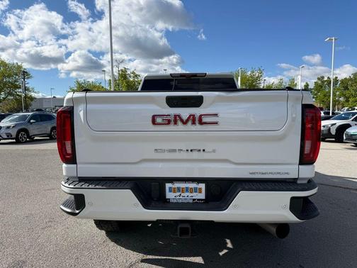 White Frost Tri-Coat 2021 GMC Sierra 2500 Denali