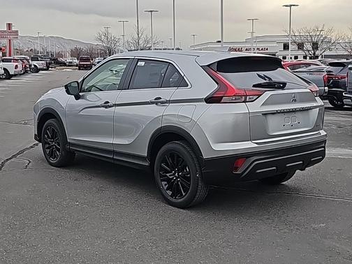 2025 Mitsubishi Eclipse Cross LE