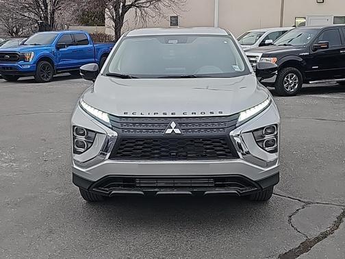 2025 Mitsubishi Eclipse Cross LE