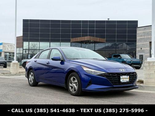 2023 Hyundai ELANTRA SE