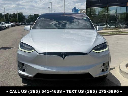 Silver 2018 Tesla Model X 75D