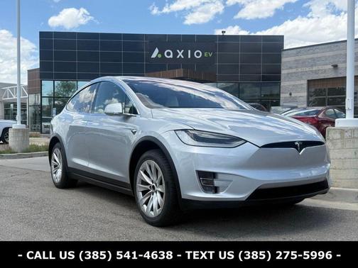 Silver 2018 Tesla Model X 75D
