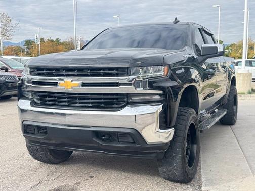 Black 2020 Chevrolet Silverado 1500 LT