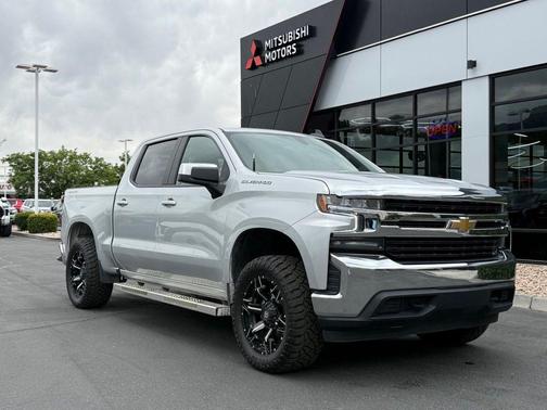 Silver Ice Metallic 2021 Chevrolet Silverado 1500 LT