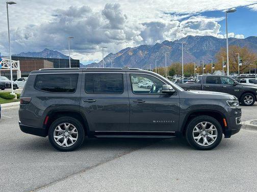 2022 Jeep Wagoneer Series II