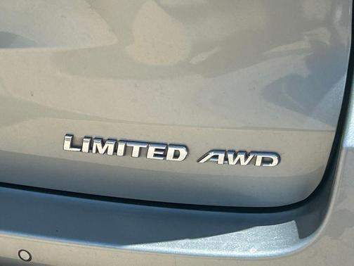Celestial Silver Metallic 2017 Toyota Highlander Limited