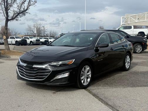 Mosaic Black Metallic 2024 Chevrolet Malibu LT