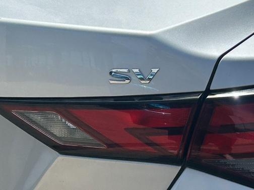 Brilliant Silver Metallic 2023 Nissan Sentra SV